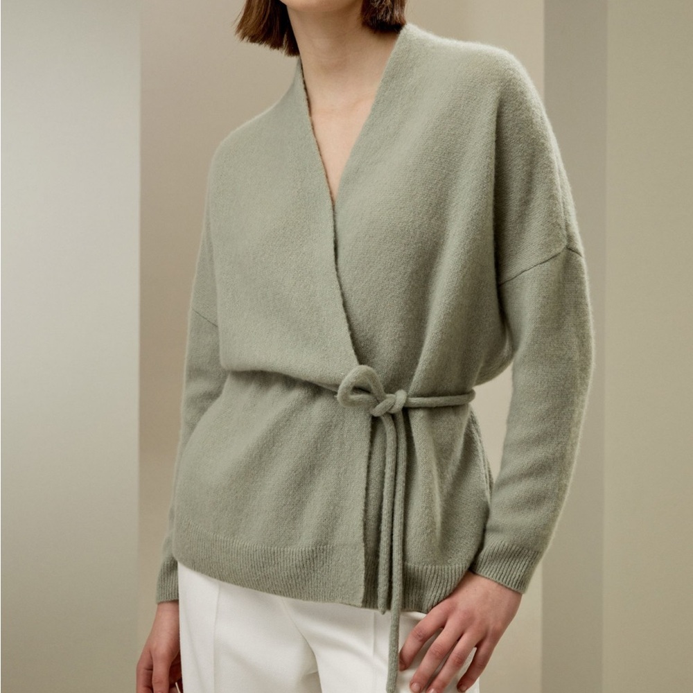 Elegant Sage Green Women's Sweater